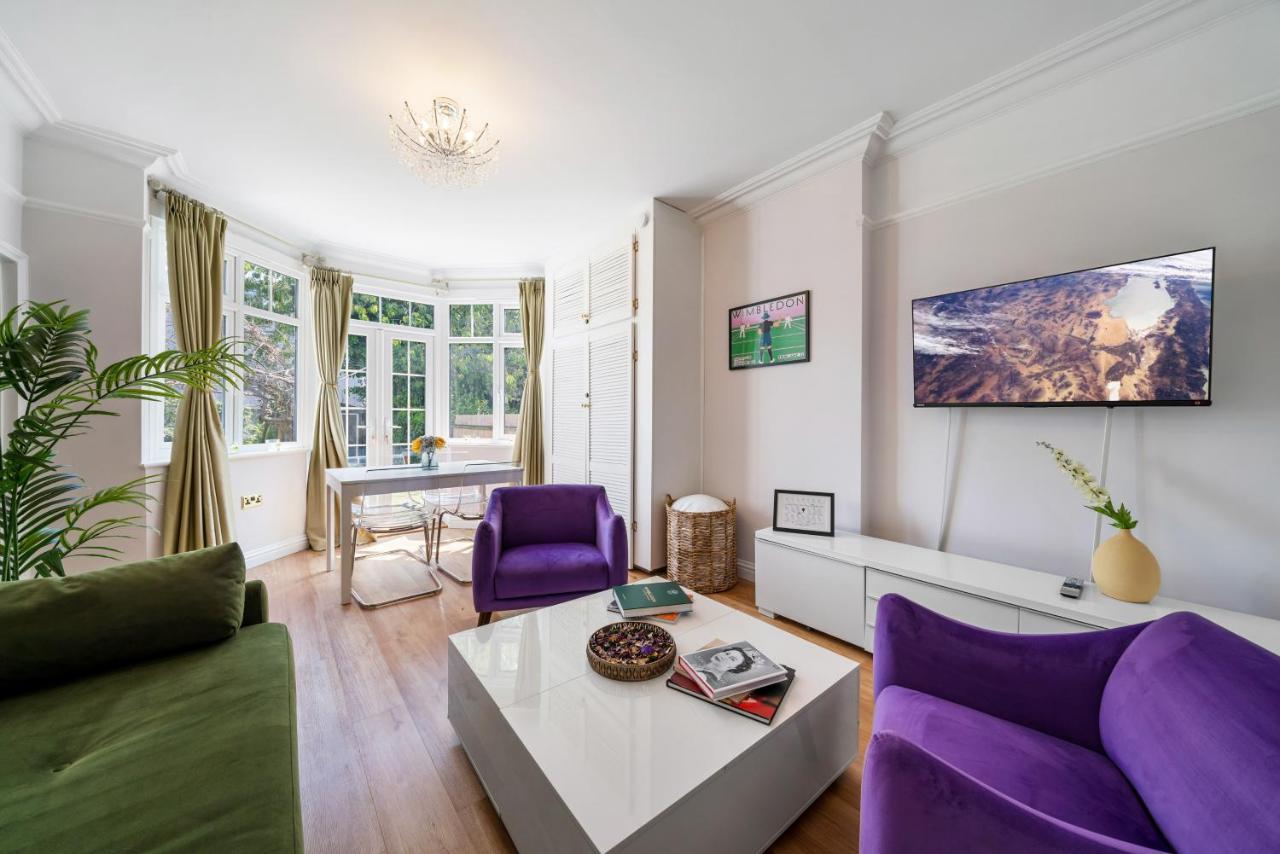 Lovely Garden Apartment In Wimbledon Town Centre With Private Parking By Wimbledon Holiday Lets ลอนดอน ภายนอก รูปภาพ